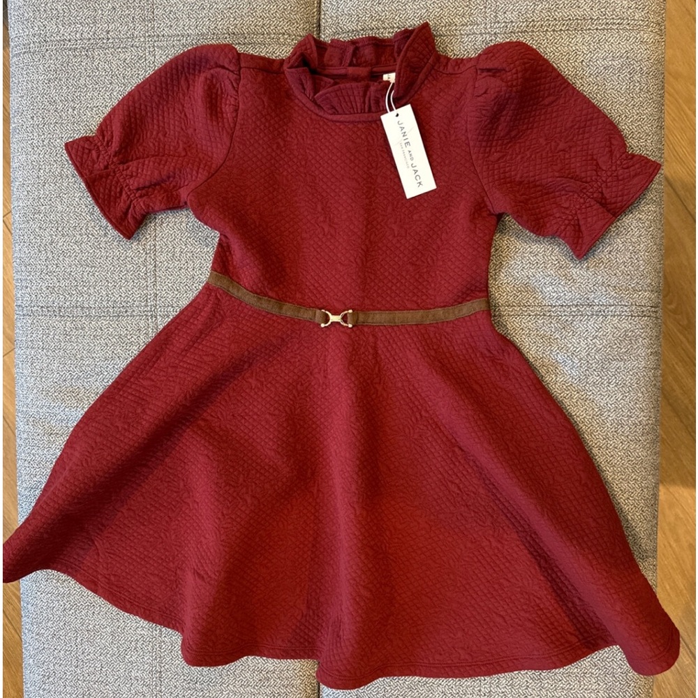 Beautiful NWT Janie & Jack size 7 Quilted soft fabric, cranberry color.